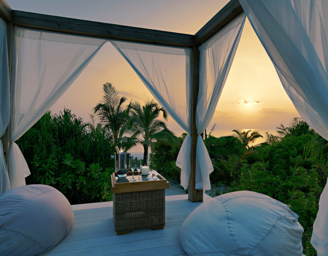 Movenpick-Resort-Kuredhivaru-Maldives---Beach-Pool-Suite-Sunset.jpg