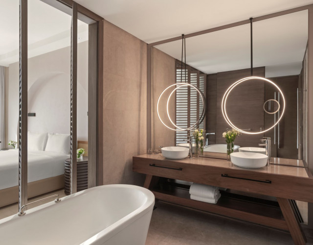 RTPD-UAE-2-Bedroom-Senior-Suite-Bathroom-2025.jpg