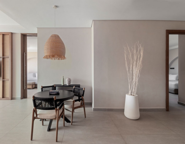 RTPD-UAE-2-Bedroom-Senior-Suite-Dining-Area-2025.jpg