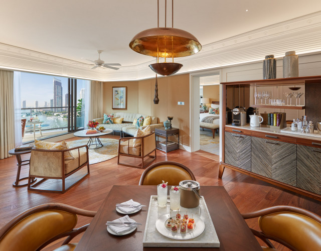 Mandarin-Oriental,-Bangkok---Deluxe-Suite--Sitting-Room-cropped-web.jpg