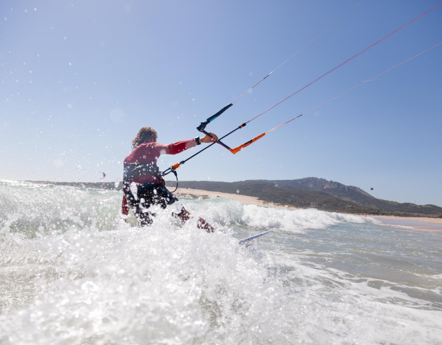 kiteing-tarifa-ion-club.jpg