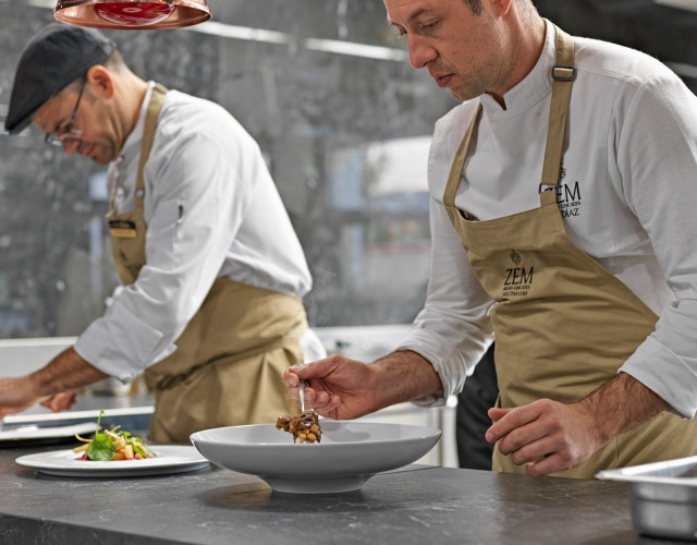 zemaltea-salvia-restaurant-chef-1-jan25.jpg